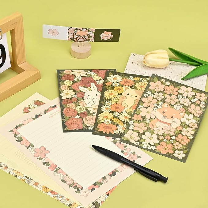 BAYTORY 36Pcs Stationery Paper and Envelopes Set, Cute Animal Patterns Envelope, Love Letter Papers Letter Writing Kit, 18 Paper Sheets + 9 Envelopes (Dog, Rabbit, Cat)