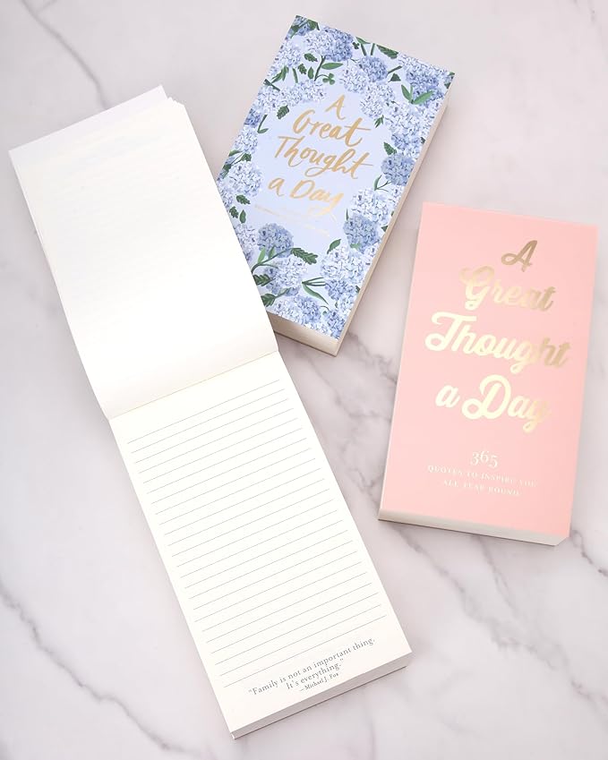 WORLD TRAVELER A Thought a Day List Pad with 365 Inspirational Quotes for Notes, Memos - A Year of Positive Thinking, To Do List Notepad, Size 5X8, Hydrangea