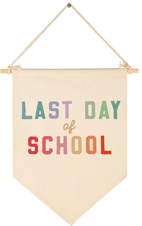 Happy Last Day of School Banner Wall Decor,End of School,Last Day of School Sign Classroom Decor,Goodbye School Flag,Preschool Kindergarten Graduation Poster-Pennant Wall Decor Gift