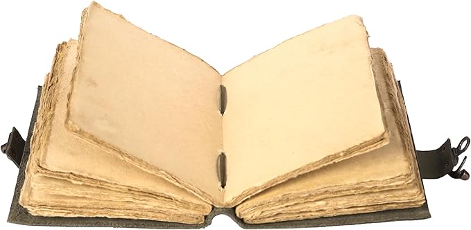 Vintage Leather Journal Handmade Buffalo Deckle Edge Paper – Leather Bound Journal for Women Men Vintage C-Lock Closure Ideal for Writing & Travel for Artists