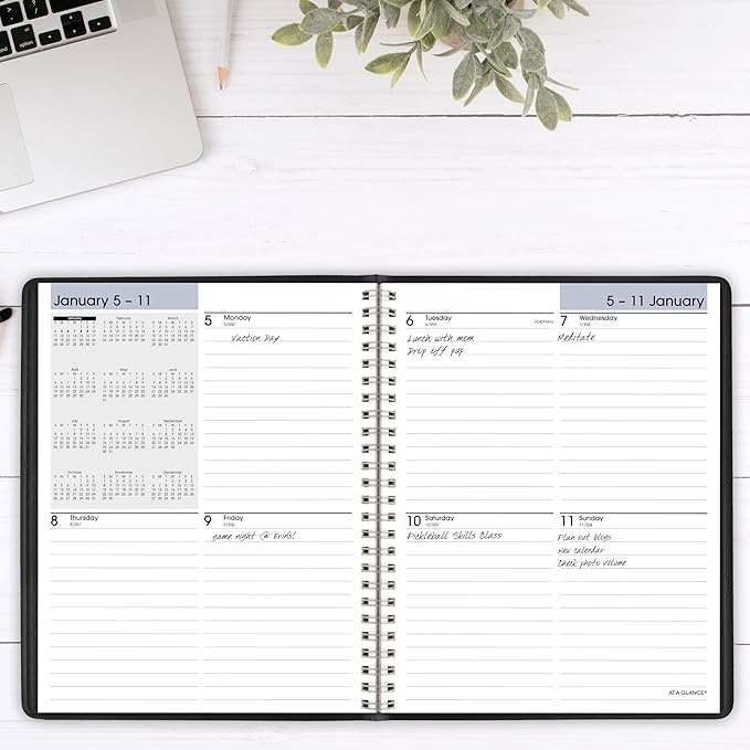 AT-A-GLANCE 2026 Planner, Weekly, 7" x 8-3/4", Medium, Block-Style, DayMinder, Black (G5350026)