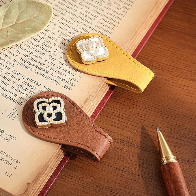 2PCS Magnetic Bookmarks with Pen Clip, Leather Bookmarks for Women, Magnetic Pen Holder Book Accessories, Four-Leaf Rose