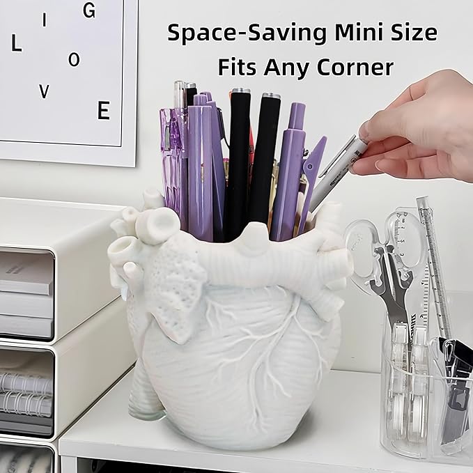 Heart-shaped Pen Holder for Desk Accessories Halloween Decor and Office Decor, Pencil Holder for Desk Organizers, Compact Desk Accessories Gift, Pencil Cup for School, Office, Home (Black)